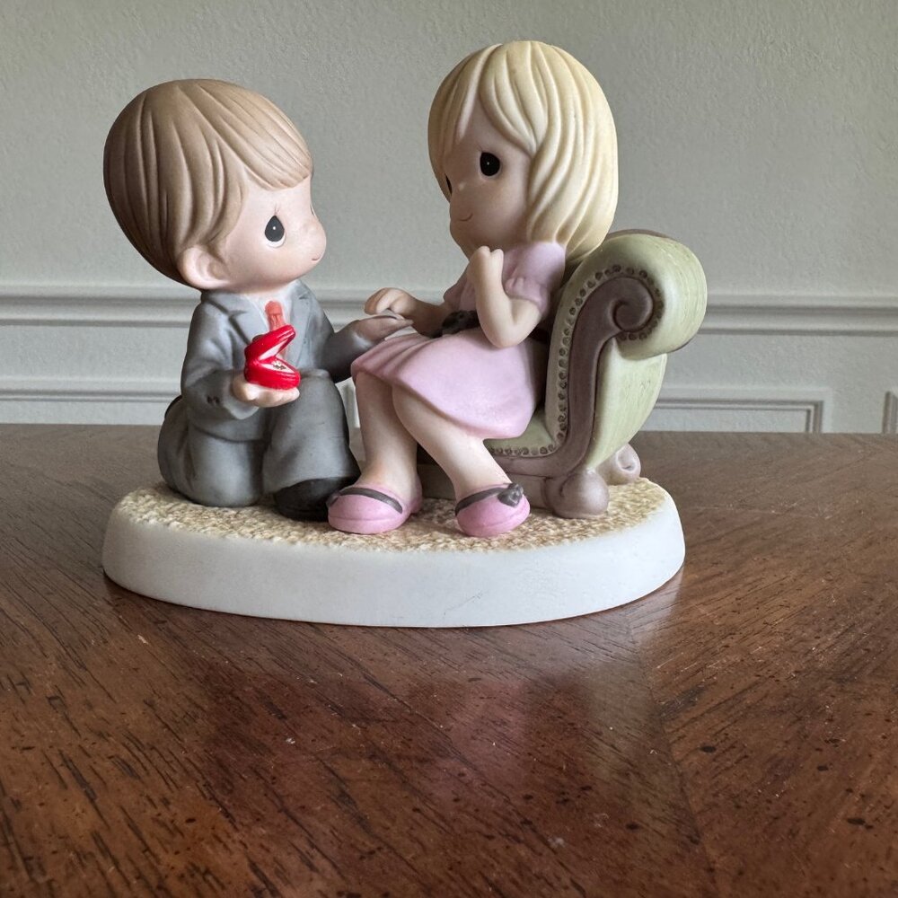 Precious Moments 'Will You Share Your Heart With Me?' Figurine